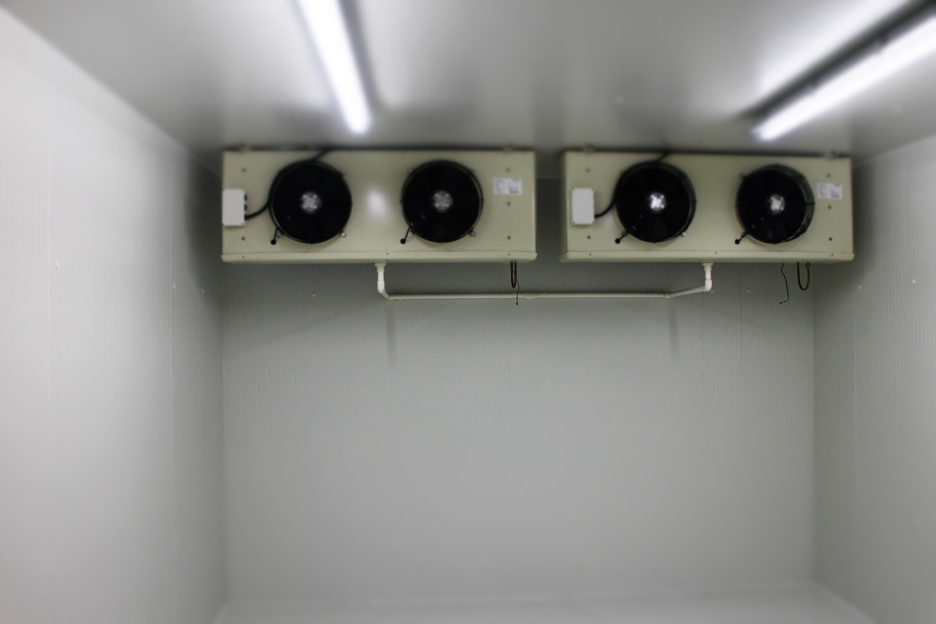 學校建設500m3實驗室冷藏庫投資費用需要多少錢？